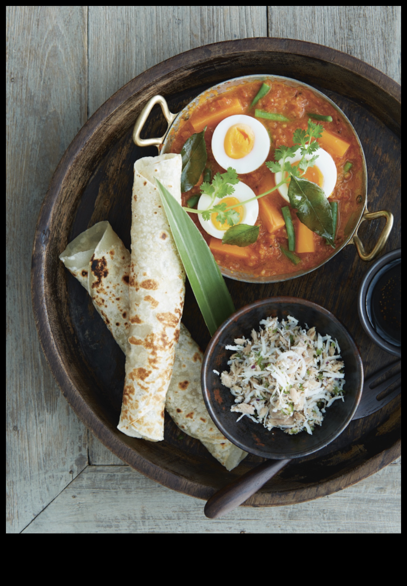 الكاري المركزي: جولة لذيذة عبر التوابل الآسيوية