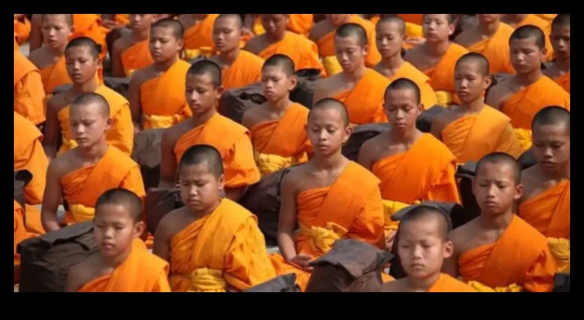 الهدوء الذي تم اختباره عبر الزمن: الغوص العميق في ماضي التأمل