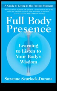 الحكمة الحالية: رؤى من قلب ممارسات اليقظة الذهنية