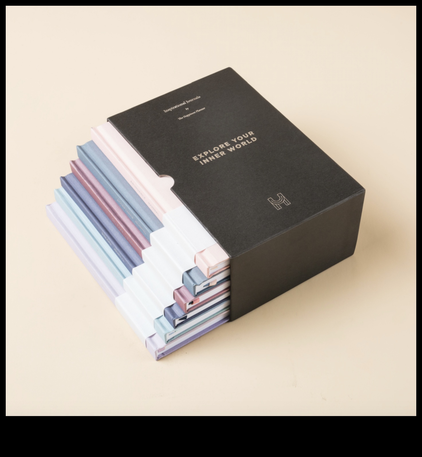 رحلة داخل: اكتشف عالمك الداخلي مع هذه الكتب عن التأمل